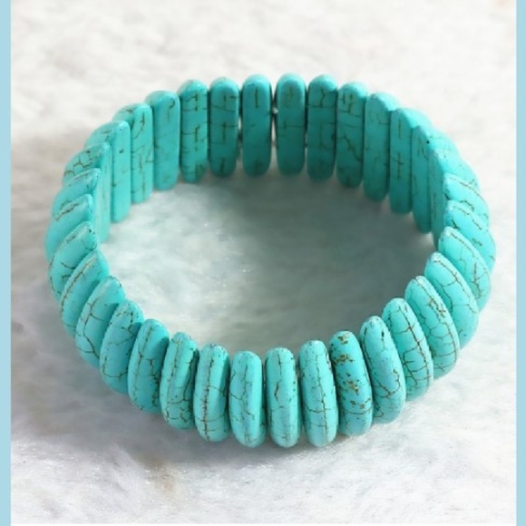 Turquoise Howlite Bead Stretch Bracelet - Picture 4 of 4